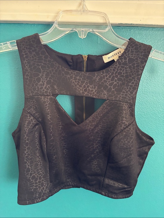 Monteau Tops - Monteau Black Textured Cutout Crop Tank